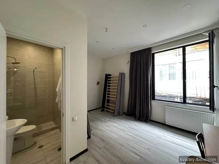 7-комнатная квартира на Мтацминде — 1 500 USD/мес | Tbilisi Homes