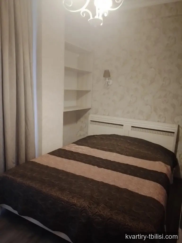 3 ოთახიანი ბინა