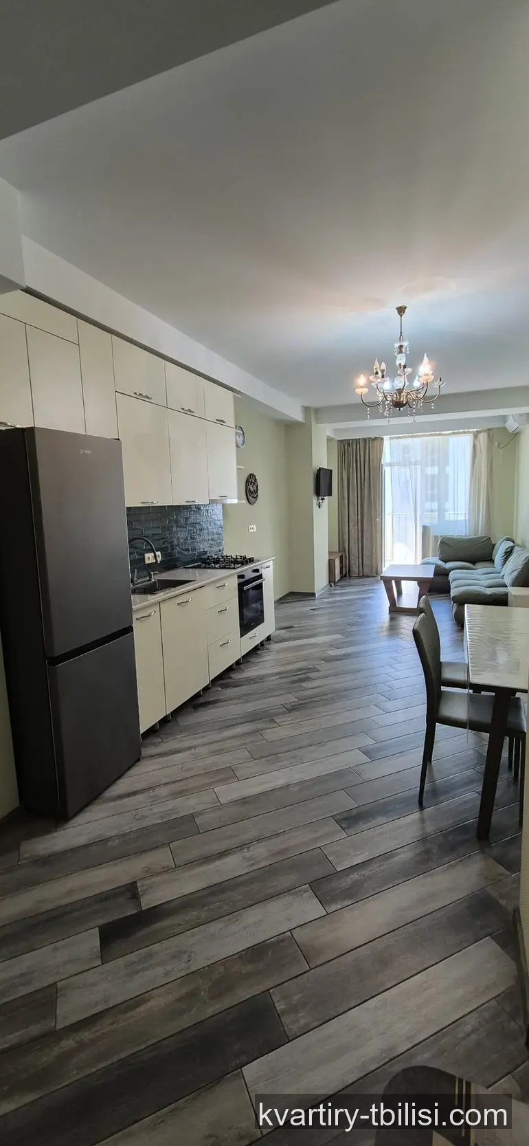 3-bedroom apartment