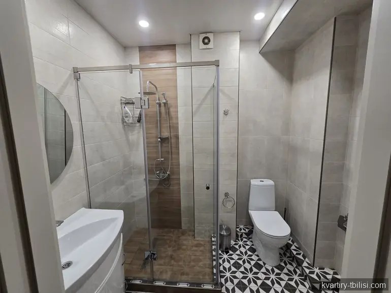 4-bedroom Apartment for rent in Nadzaladevi, Tbilisi, 112 sqm, floor 2/7 — 1 100 USD/month | Tbilisi Homes
