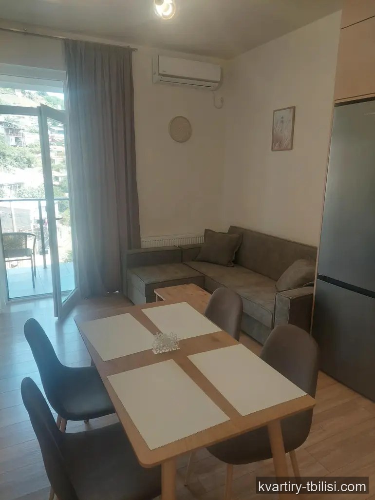 Четырёхкомнатная квартира в Надзаладеви — 950 USD/мес | Tbilisi Homes