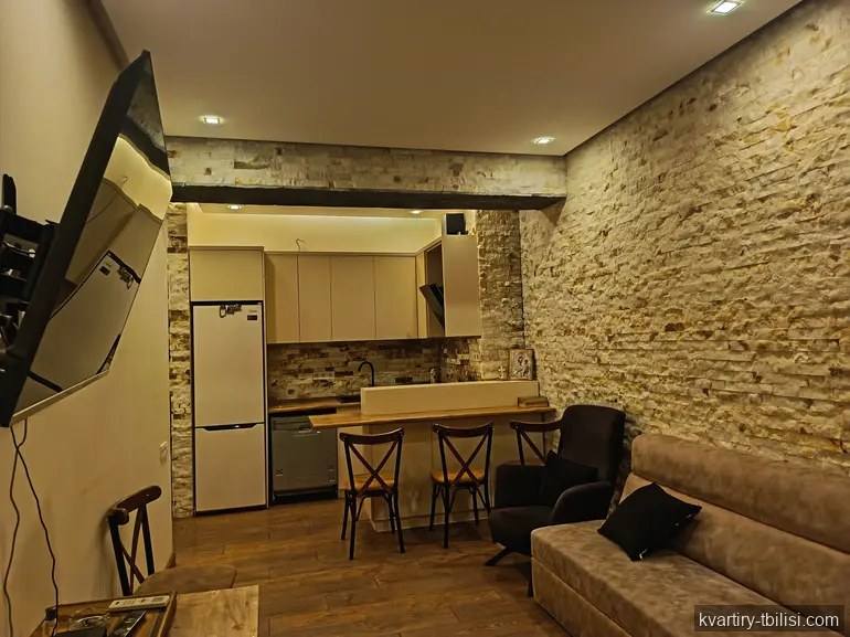 Трёхкомнатная квартира в Навтлуги — 1 100 USD/мес | Tbilisi Homes