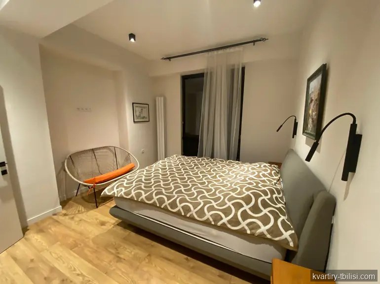Трёхкомнатная квартира на Нутсубидзе — 1 200 USD/мес | Tbilisi Homes