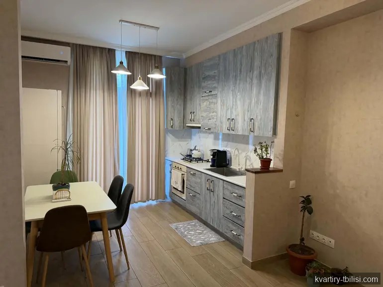 Трёхкомнатная квартира на Нутсубидзе — 900 USD/мес | Tbilisi Homes