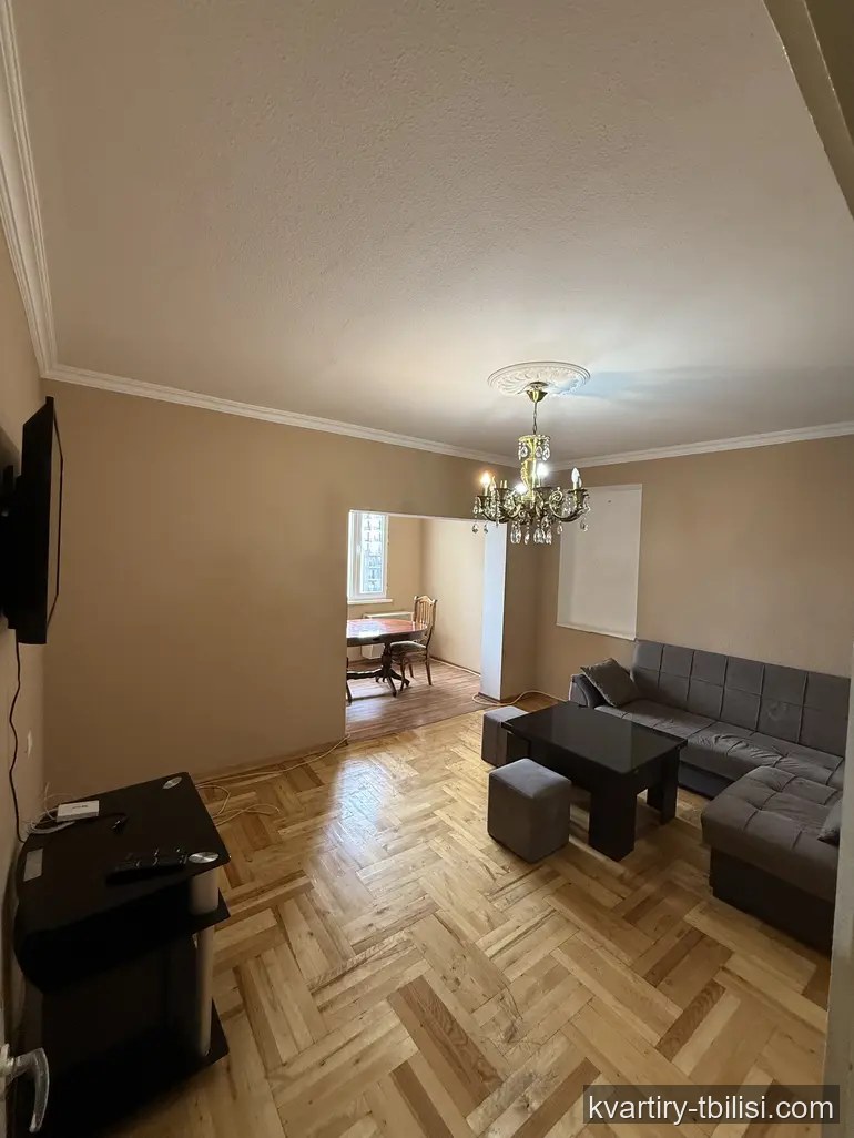 Трёхкомнатная квартира на Нутсубидзе — 550 USD/мес | Tbilisi Homes