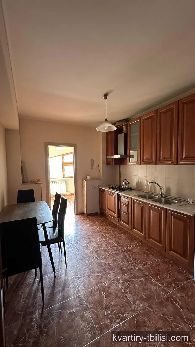Четырёхкомнатная квартира на Нутсубидзе — 750 USD/мес | Tbilisi Homes