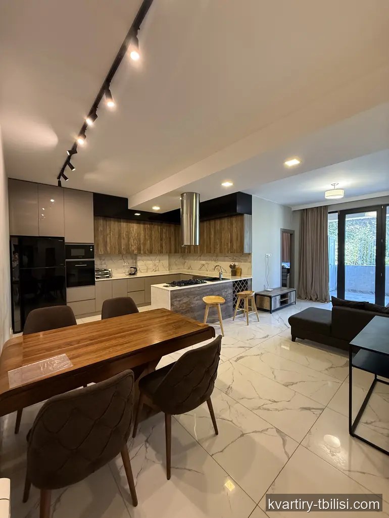Четырёхкомнатная квартира на Нутсубидзе — 1 300 USD/мес | Tbilisi Homes