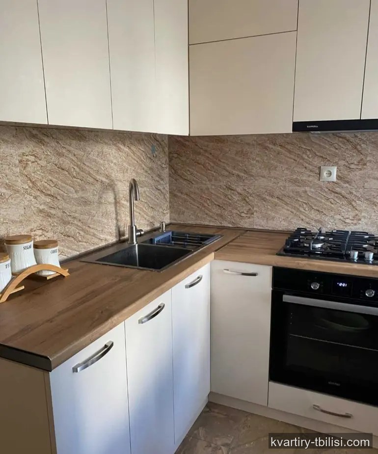 2-bedroom Apartment for rent in Ortachala, Tbilisi, 35 sqm, floor 3/5 — 571 USD/month | Tbilisi Homes