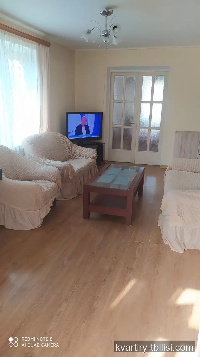 Трёхкомнатная квартира в Ортачале — 600 USD/мес | Tbilisi Homes