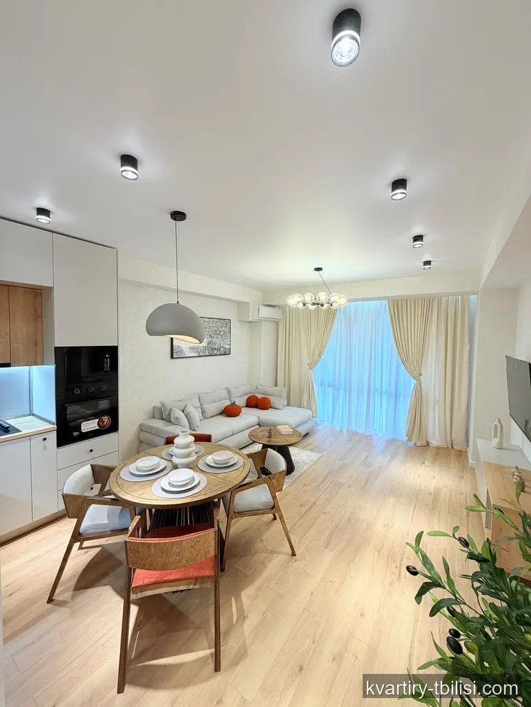 Трёхкомнатная квартира в Ортачале — 1 600 USD/мес | Tbilisi Homes