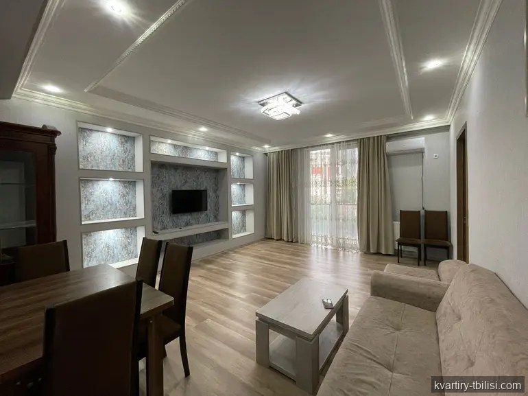 Трёхкомнатная квартира в Ортачале — 550 USD/мес | Tbilisi Homes