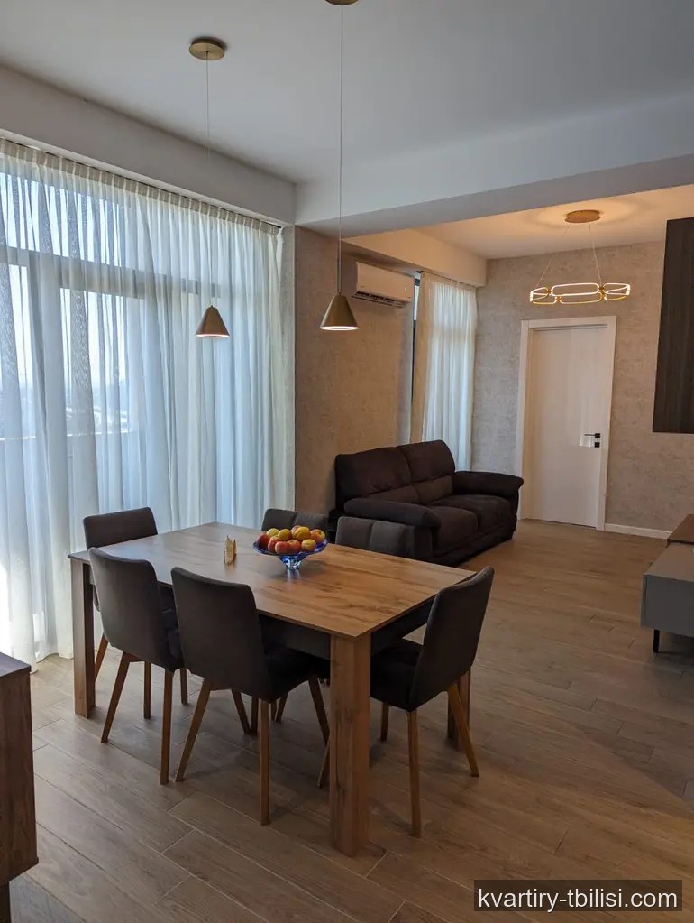 4-bedroom apartment