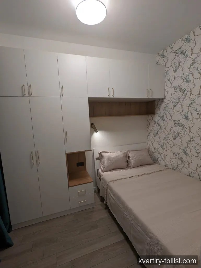 4-bedroom Apartment for rent in Ortachala, Tbilisi, 99 sqm, floor 16/17 — 1 200 USD/month | Tbilisi Homes