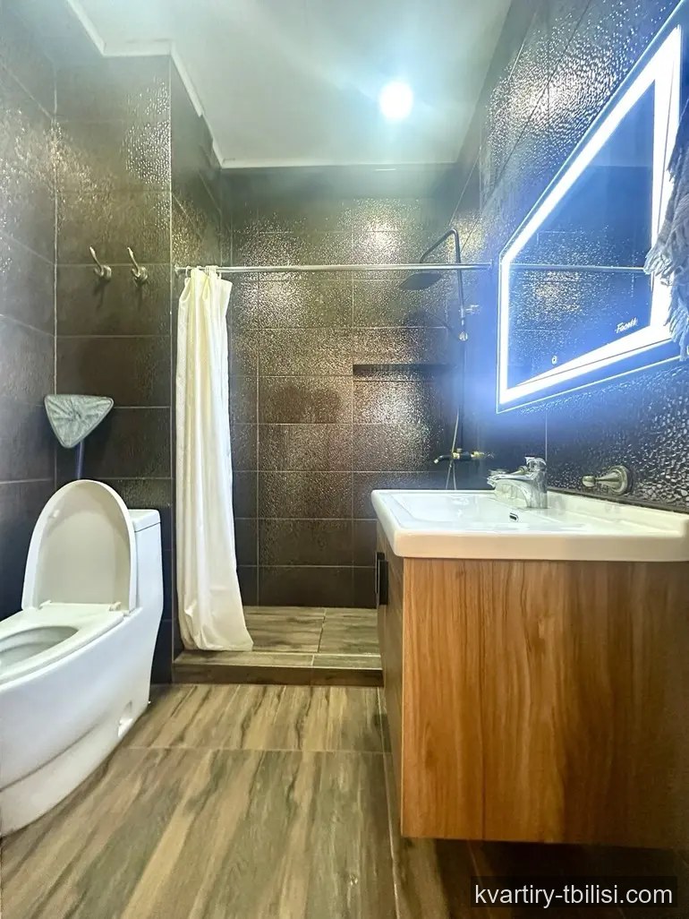 Четырёхкомнатная квартира в Ортачале — 750 USD/мес | Tbilisi Homes