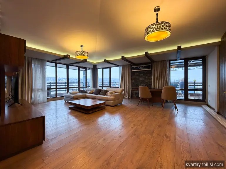 Четырёхкомнатная квартира в Ортачале — 1 500 USD/мес | Tbilisi Homes