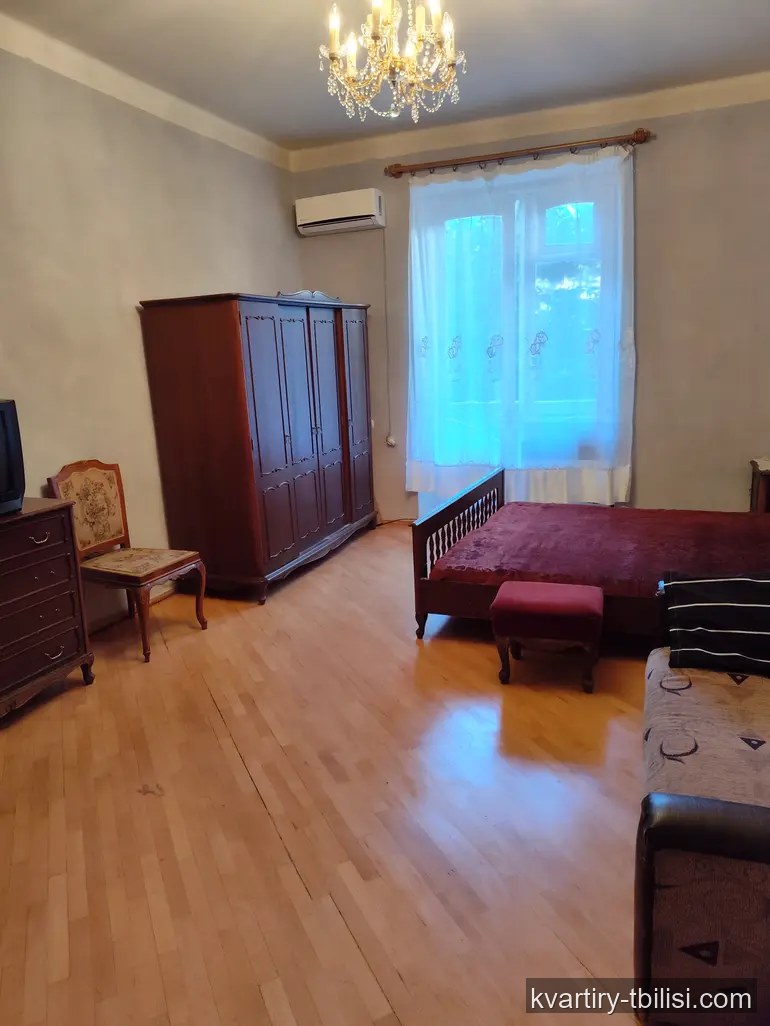 Однокомнатная квартира на Сабуртало — 456 USD/мес | Tbilisi Homes