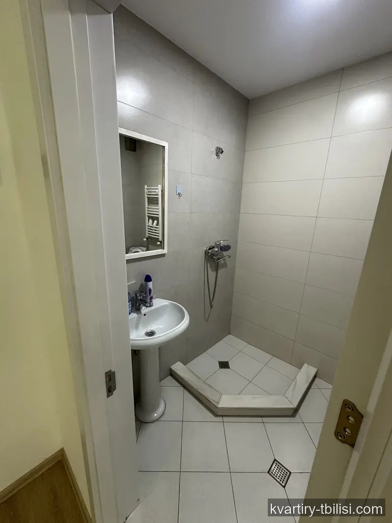 Однокомнатная квартира на Сабуртало — 600 USD/мес | Tbilisi Homes