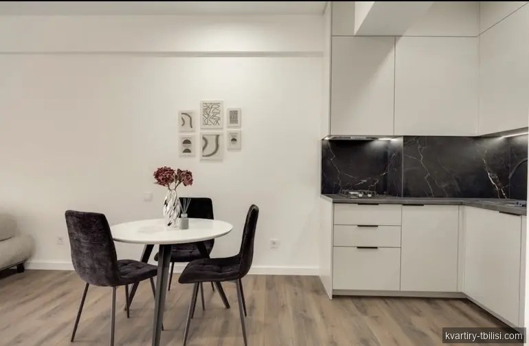 Двухкомнатная квартира на Сабуртало — 1 000 USD/мес | Tbilisi Homes