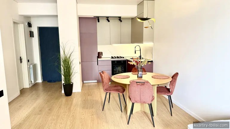 Двухкомнатная квартира на Сабуртало — 850 USD/мес | Tbilisi Homes