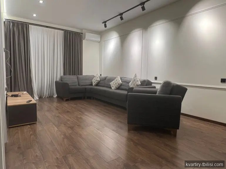 Двухкомнатная квартира на Сабуртало — 750 USD/мес | Tbilisi Homes