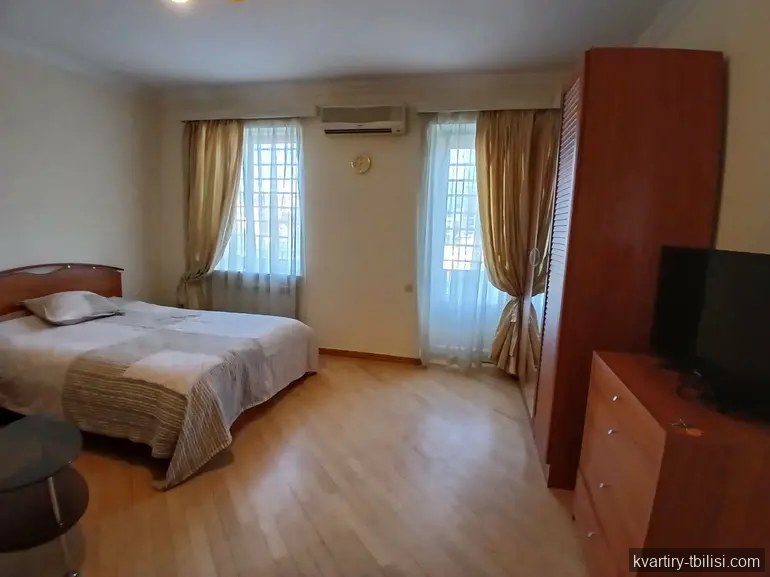 Двухкомнатная квартира на Сабуртало — 650 USD/мес | Tbilisi Homes