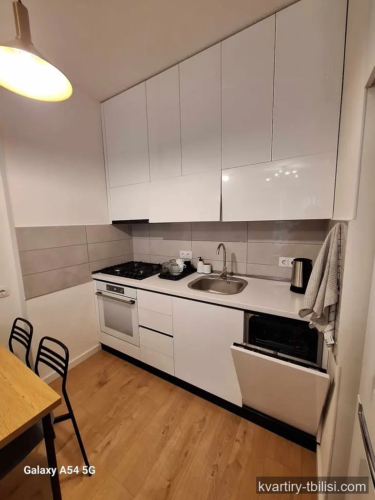 Двухкомнатная квартира на Сабуртало — 600 USD/мес | Tbilisi Homes