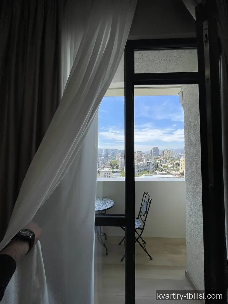 Двухкомнатная квартира на Сабуртало — 1 000 USD/мес | Tbilisi Homes