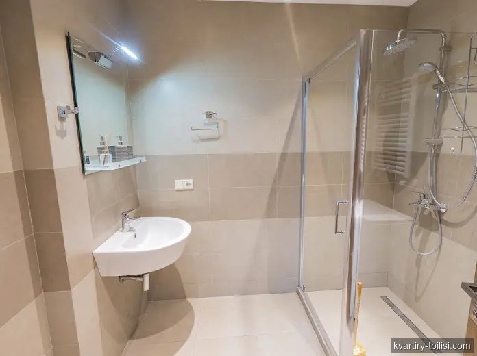Двухкомнатная квартира на Сабуртало — 950 USD/мес | Tbilisi Homes