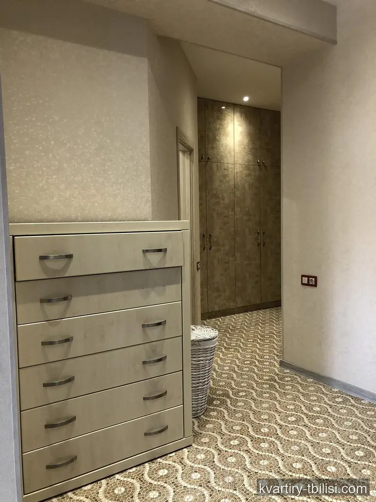 Двухкомнатная квартира на Сабуртало — 700 USD/мес | Tbilisi Homes