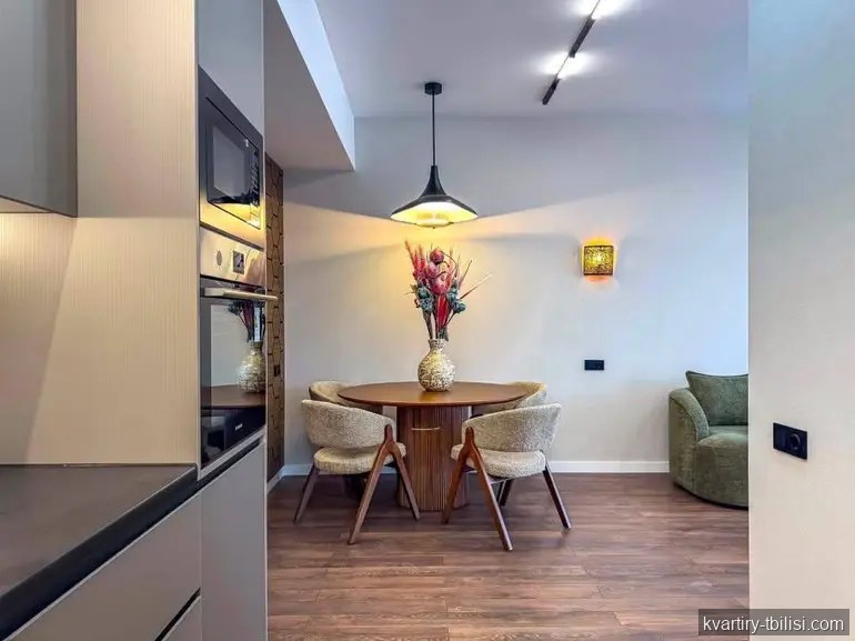 Двухкомнатная квартира на Сабуртало — 1 400 USD/мес | Tbilisi Homes