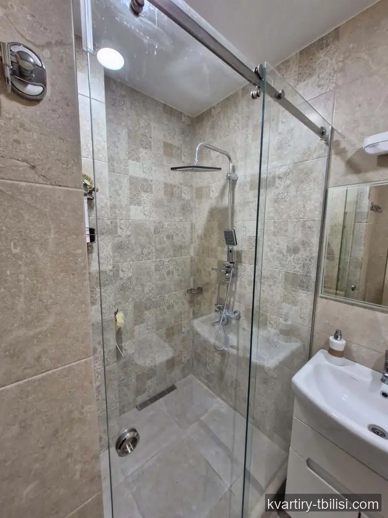 Трёхкомнатная квартира на Сабуртало — 800 USD/мес | Tbilisi Homes