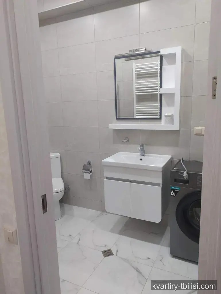 Трёхкомнатная квартира на Сабуртало — 900 USD/мес | Tbilisi Homes