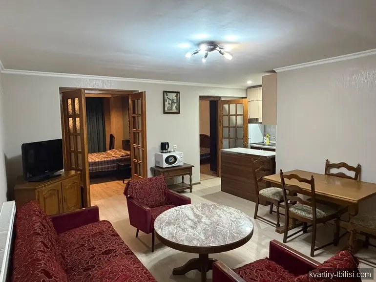 Трёхкомнатная квартира на Сабуртало — 800 USD/мес | Tbilisi Homes