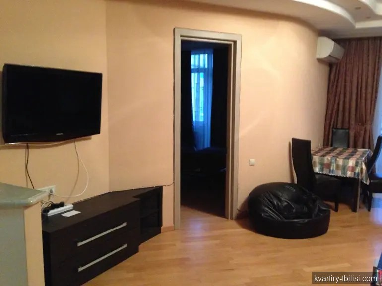 Трёхкомнатная квартира на Сабуртало — 1 150 USD/мес | Tbilisi Homes
