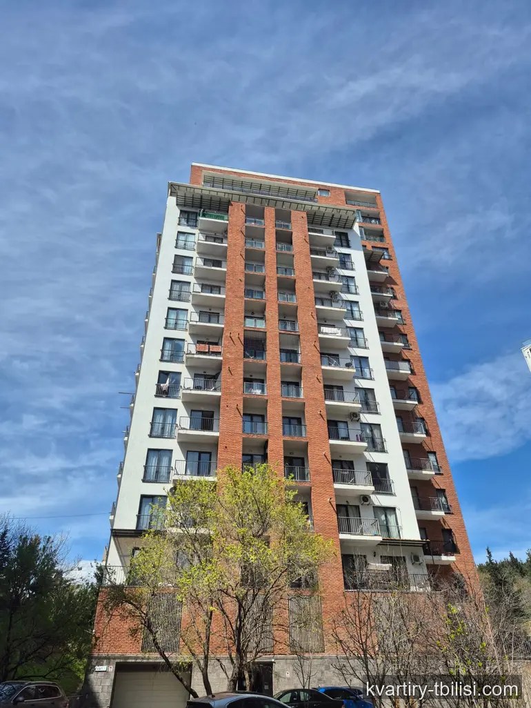 Трёхкомнатная квартира на Сабуртало — 650 USD/мес | Tbilisi Homes