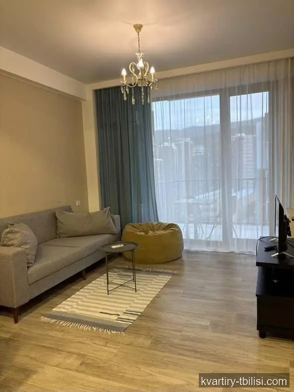 Трёхкомнатная квартира на Сабуртало — 800 USD/мес | Tbilisi Homes