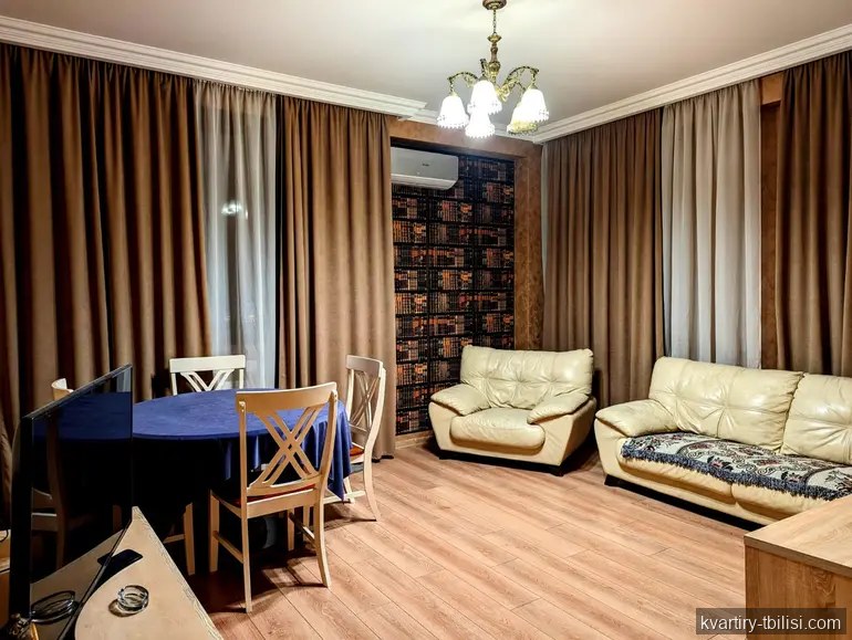 Трёхкомнатная квартира на Сабуртало — 700 USD/мес | Tbilisi Homes
