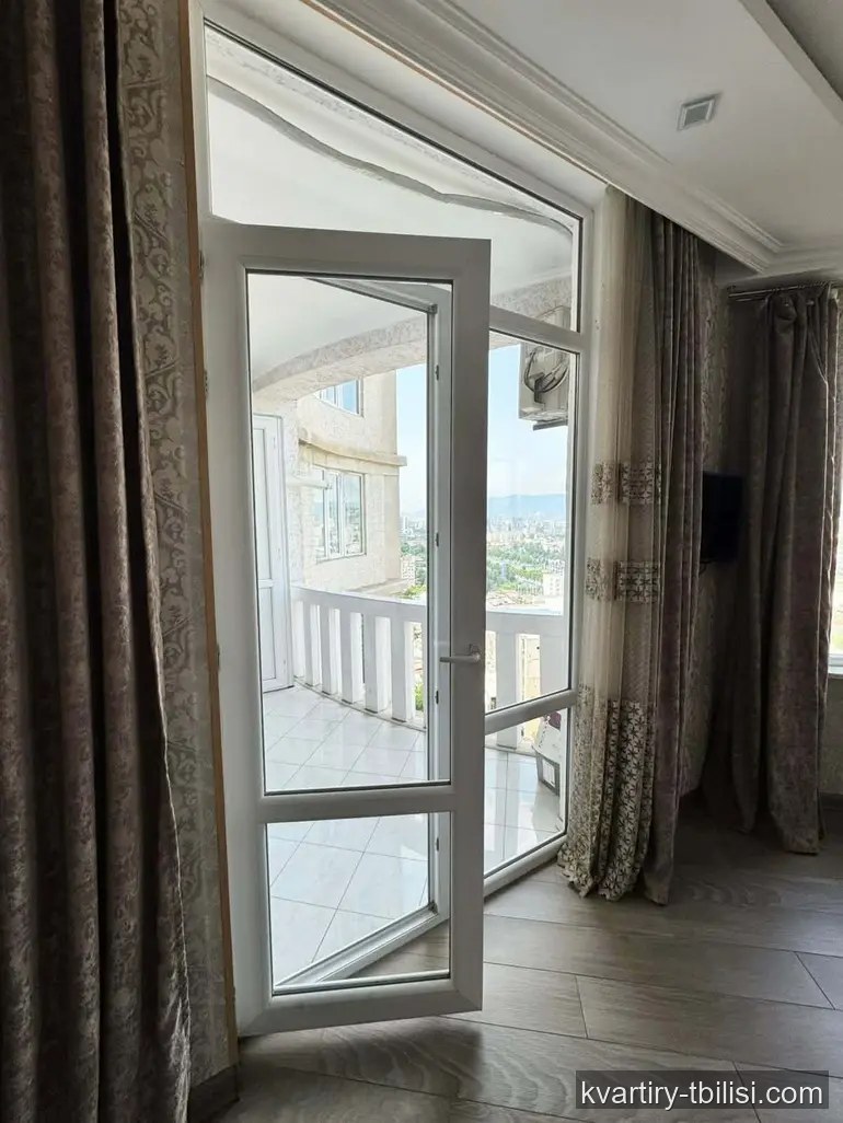 Трёхкомнатная квартира на Сабуртало — 900 USD/мес | Tbilisi Homes