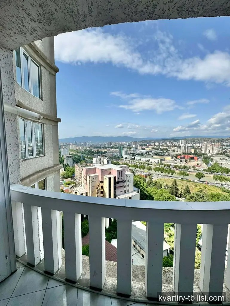Трёхкомнатная квартира на Сабуртало — 900 USD/мес | Tbilisi Homes