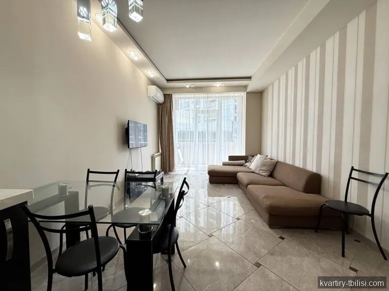 Трёхкомнатная квартира на Сабуртало — 900 USD/мес | Tbilisi Homes
