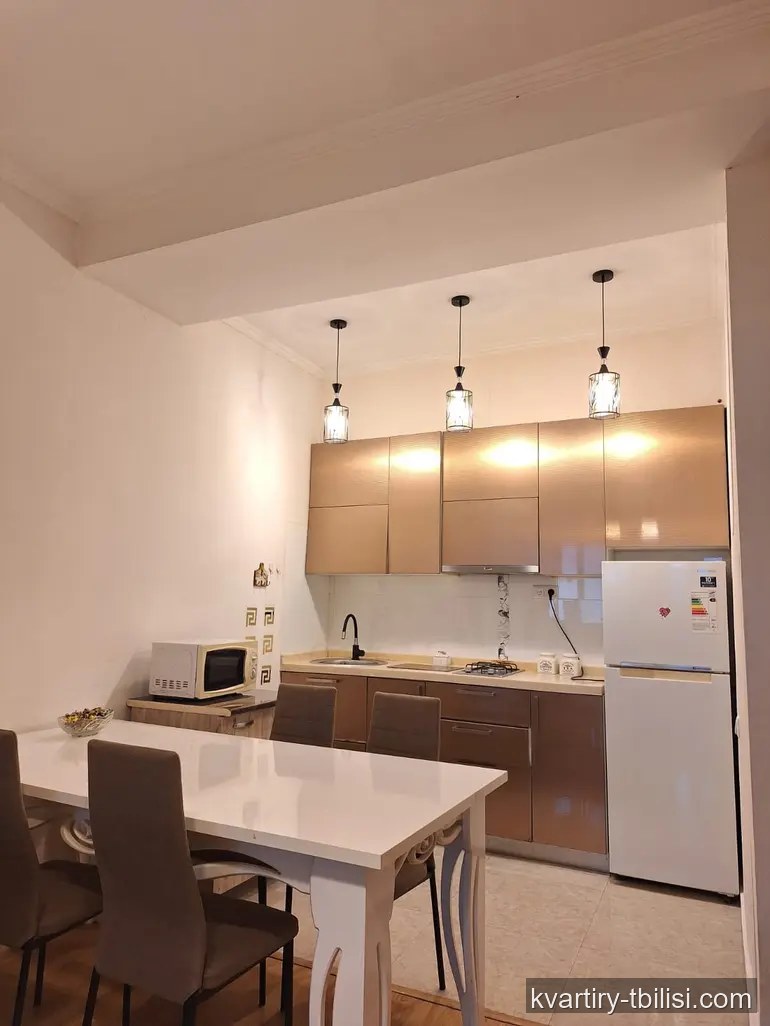 Трёхкомнатная квартира на Сабуртало — 800 USD/мес | Tbilisi Homes