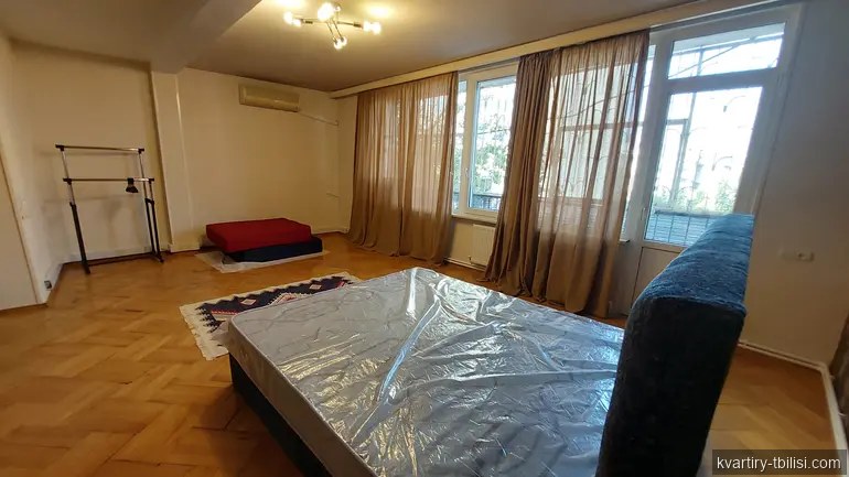Трёхкомнатная квартира на Сабуртало — 750 USD/мес | Tbilisi Homes