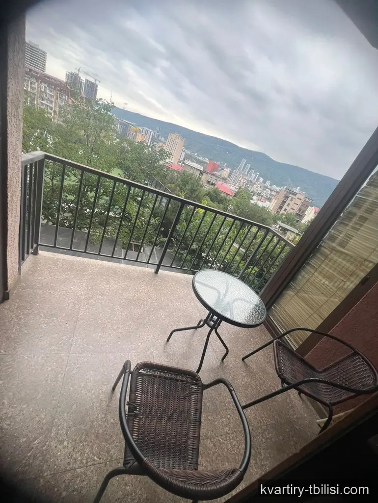 Трёхкомнатная квартира на Сабуртало — 1 100 USD/мес | Tbilisi Homes