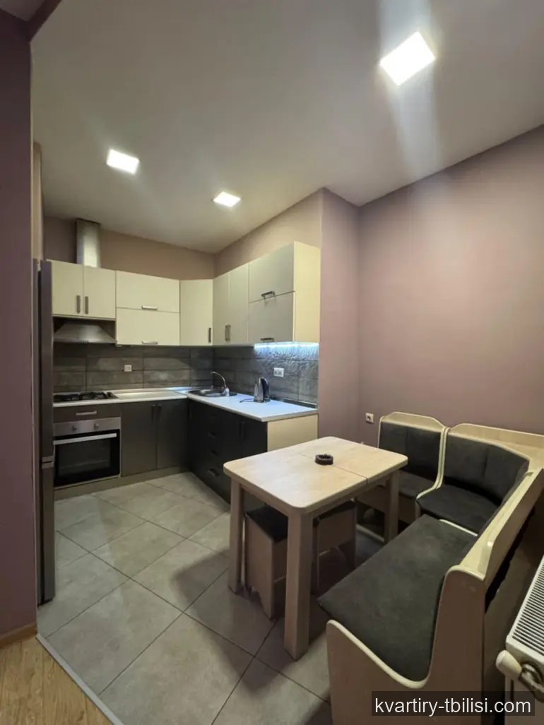 Трёхкомнатная квартира на Сабуртало — 950 USD/мес | Tbilisi Homes