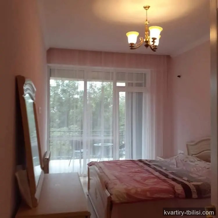 Трёхкомнатная квартира на Сабуртало — 1 300 USD/мес | Tbilisi Homes