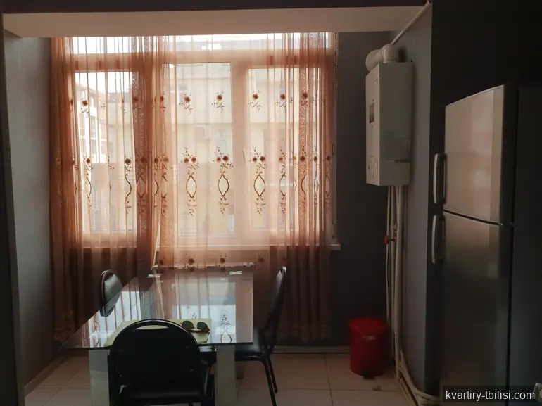 Трёхкомнатная квартира на Сабуртало — 650 USD/мес | Tbilisi Homes