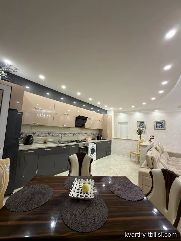 Трёхкомнатная квартира на Сабуртало — 1 000 USD/мес | Tbilisi Homes