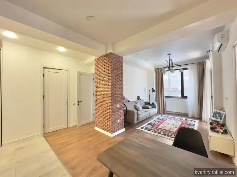 Трёхкомнатная квартира на Сабуртало — 900 USD/мес | Tbilisi Homes