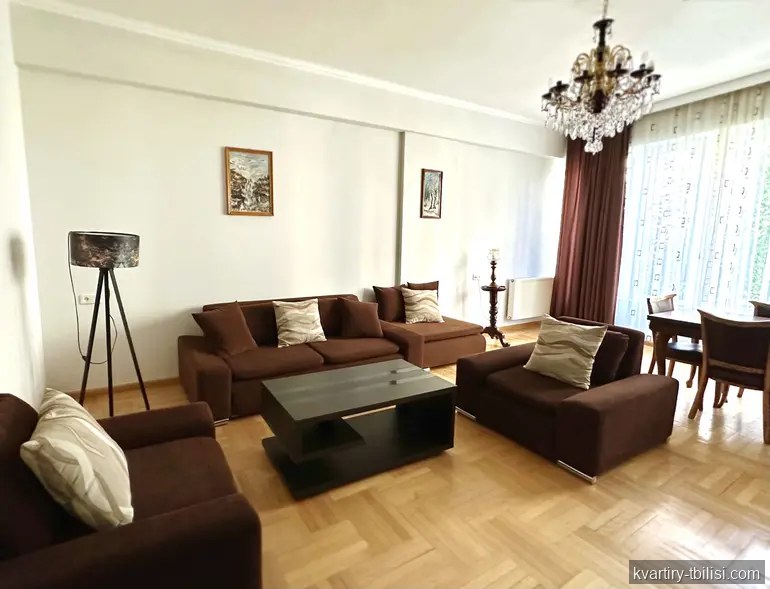 Трёхкомнатная квартира на Сабуртало — 950 USD/мес | Tbilisi Homes