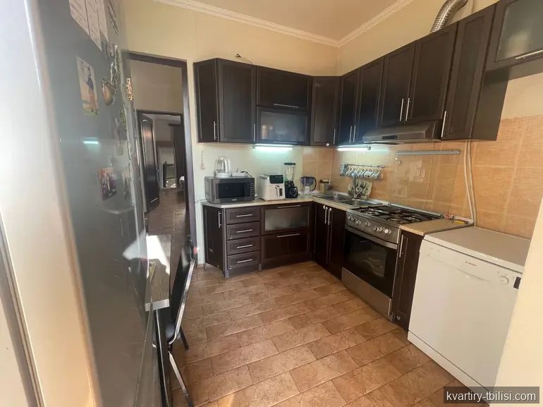 Трёхкомнатная квартира на Сабуртало — 700 USD/мес | Tbilisi Homes